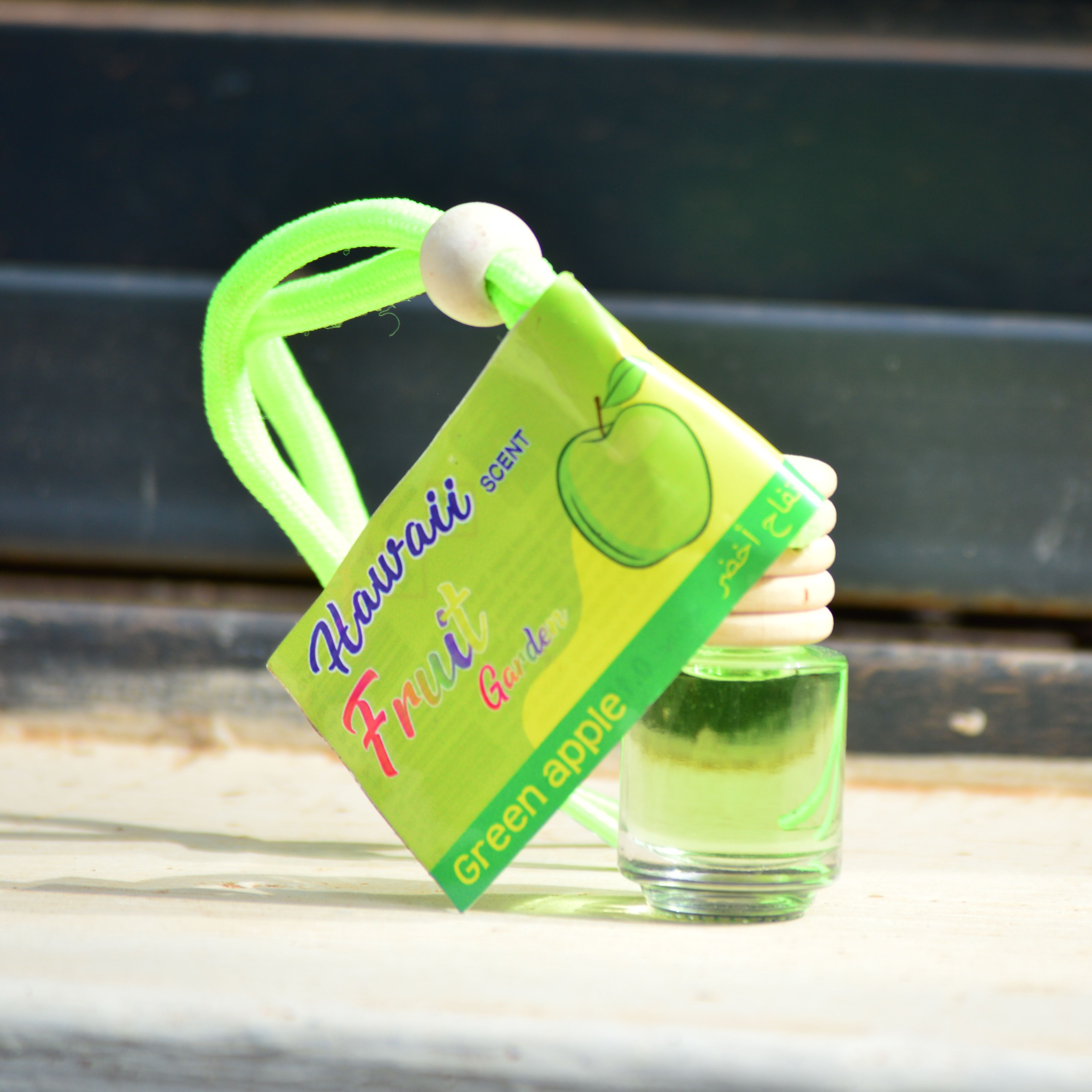 Air Freshener Little Hanging Bottle Hawaii Apple AF1027-H 4.5ml